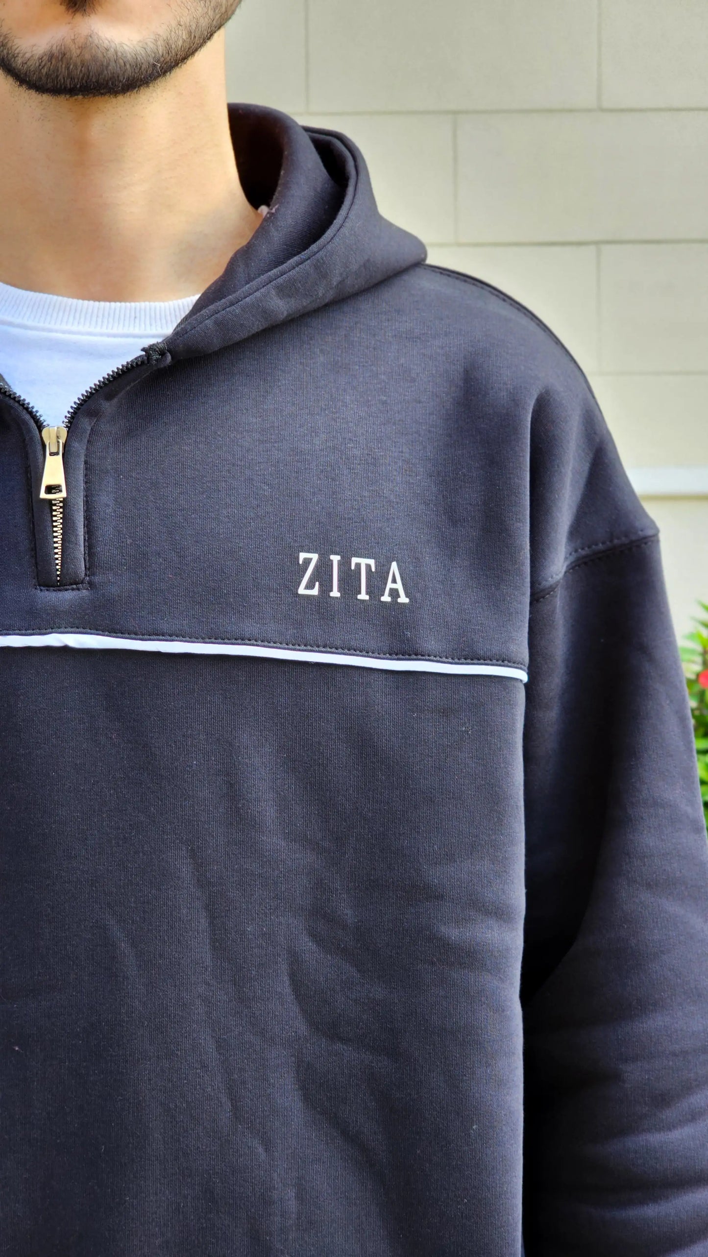 Quarter - Zipper Hoodie (Black)